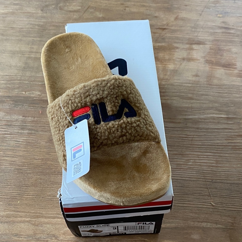Fila Camel Fuzzy Slide Sandals New With Tags